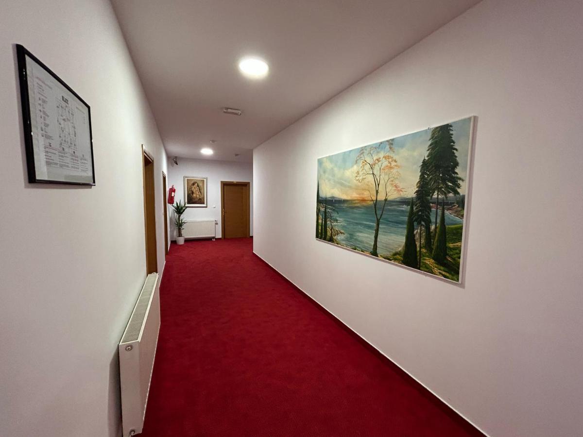 Rooms Laguna Sesvete Exterior foto