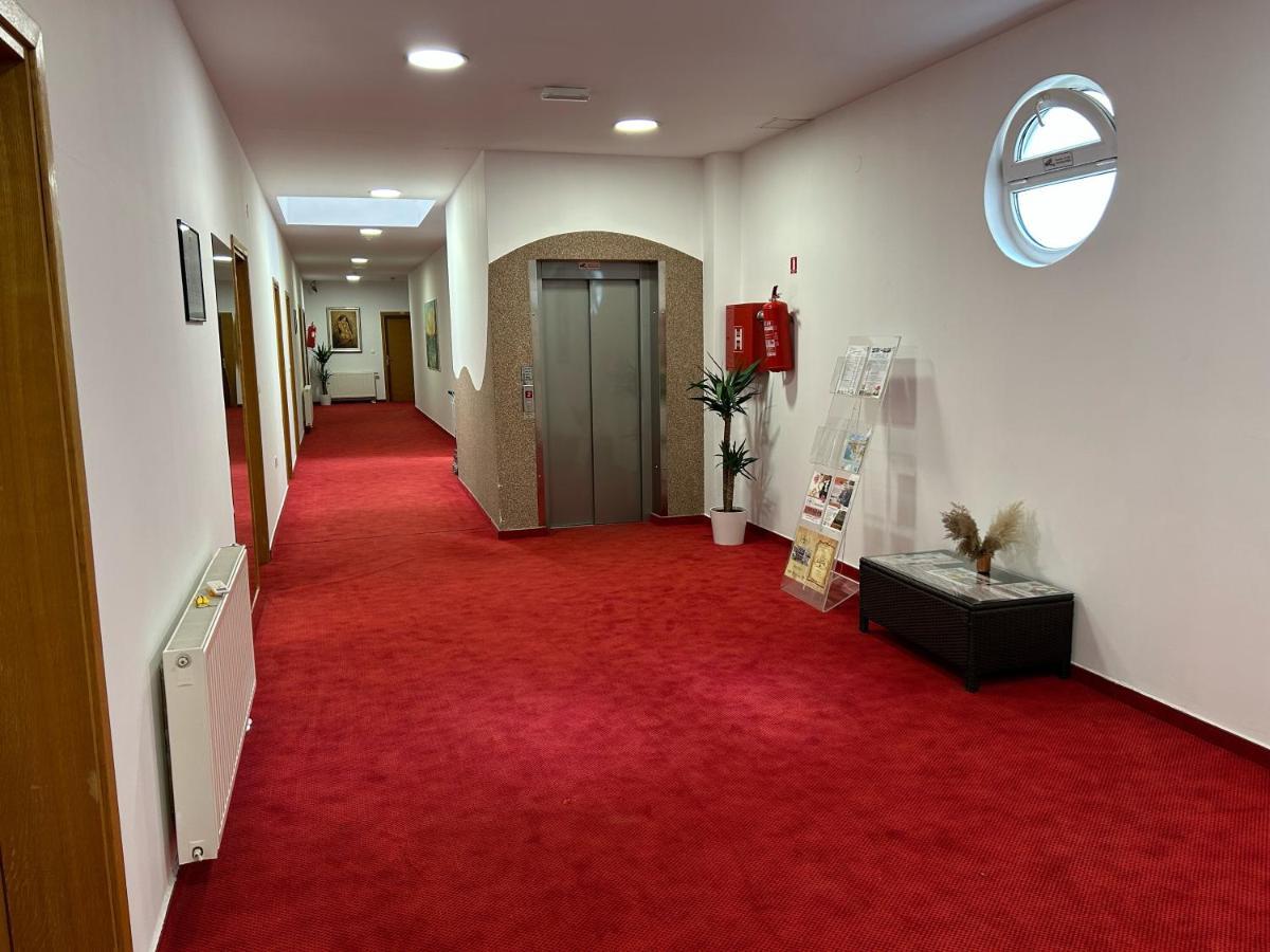 Rooms Laguna Sesvete Exterior foto