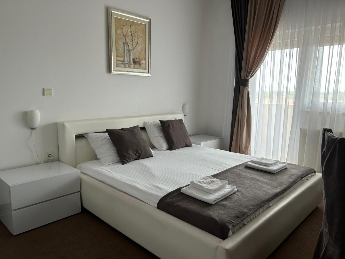 Rooms Laguna Sesvete Exterior foto